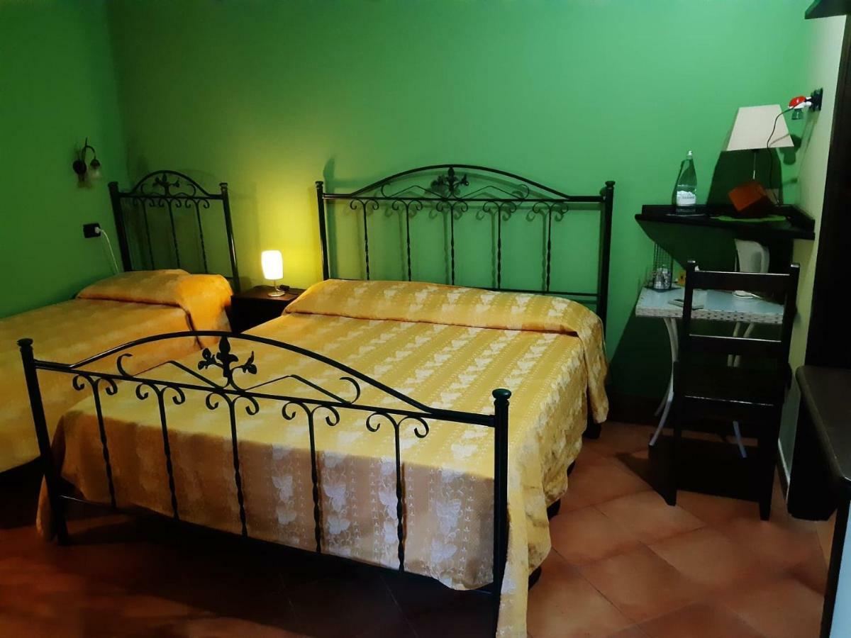 Agriturismo Il Pozzo Antico Маскалі Екстер'єр фото